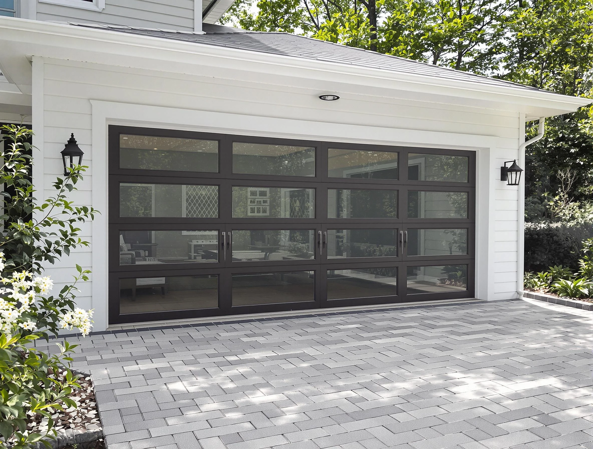 Glenshaw Garage Door Repair design specialist presenting custom garage door options to Glenshaw homeowner
